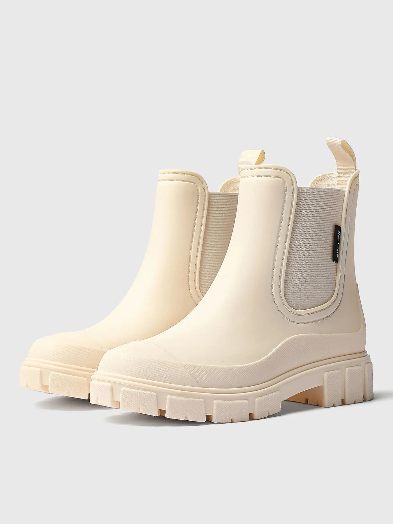StormEase Waterproof Boots – Anti-Slip Everyday Comfort 