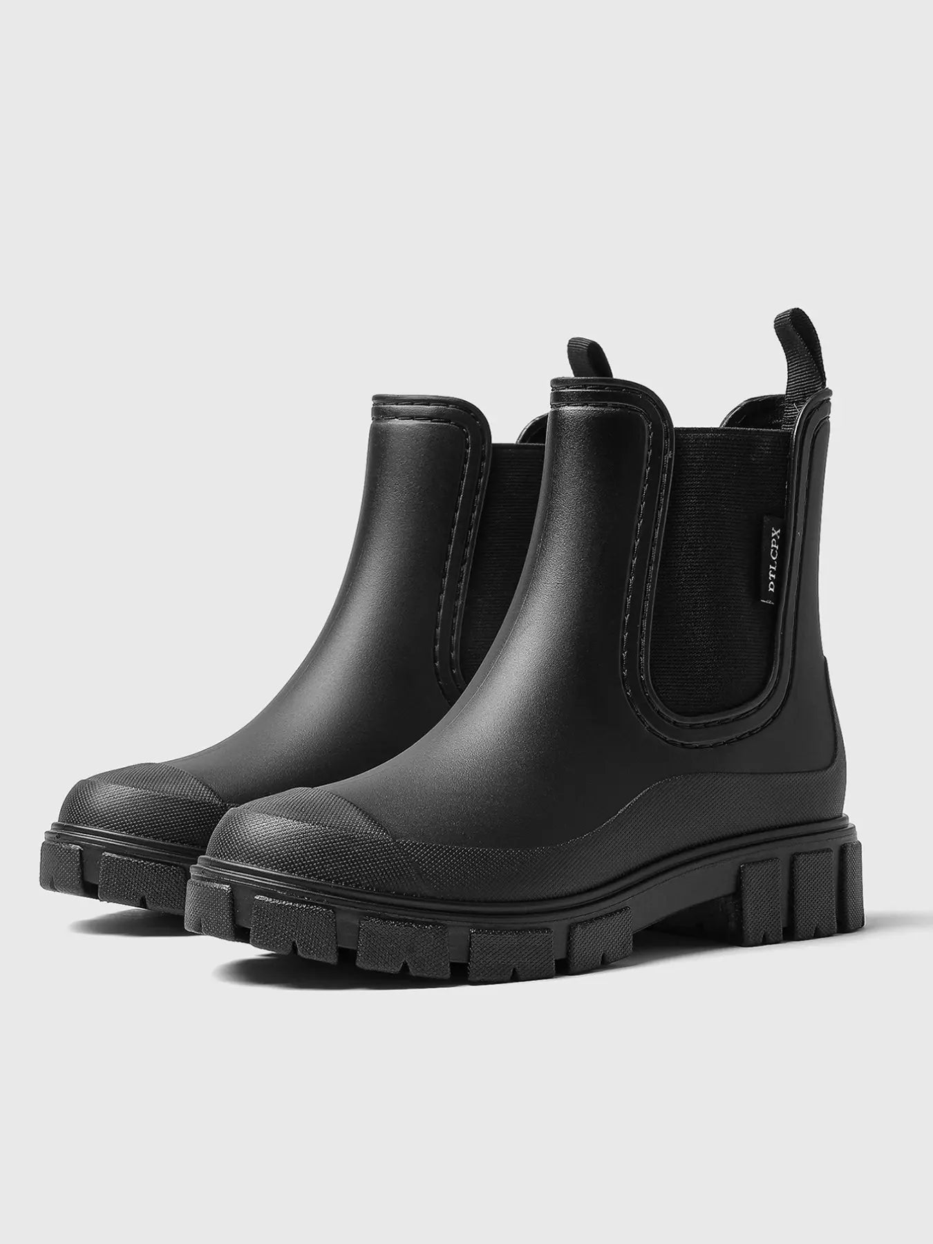 StormEase Waterproof Boots – Anti-Slip Everyday Comfort 
